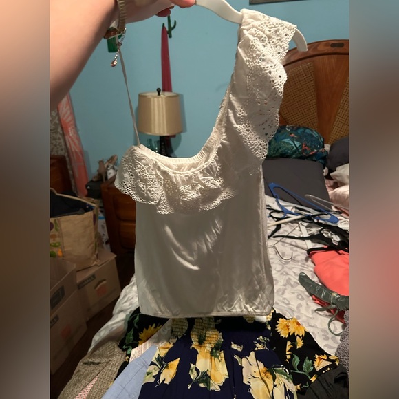 🎀🩷🩵American Eagle One Shoulder Top - Picture 2 of 3